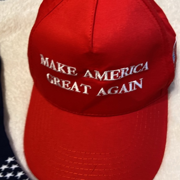 Last one ❤️❤️ Trump Bundle - Picture 5 of 8